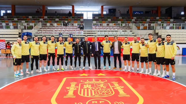 España trata de acercarse a la Eurocopa ante Inglaterra