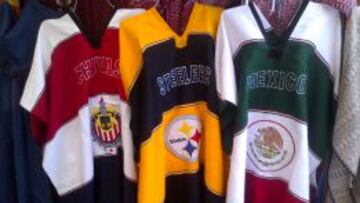 Un poncho de los Steelers en una tienda mexicana.