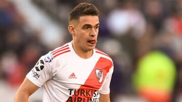 Rafael Santos Borré sería titular en el River - Boca.