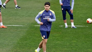 Obed Vargas, en su primera sesión con el Atlético.