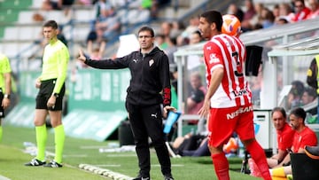 31-05-25. ASIER GARITANO, DURANTE EL ÚLTIMO PARTIDO DE LA TEMPORADA PARA EL SPORTING, DISPUTADO EN A MALATA.