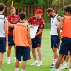 El Levante trabaja en El Saler y en los despachos