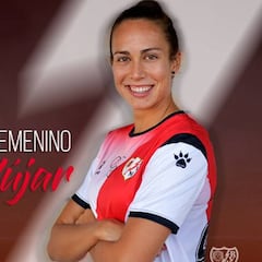 El Rayo renueva a Andújar, Iris y la portera Natalia Expósito