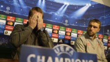 Rodgers y Lambert, titular en Bulgaria, en rueda de prensa.