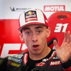 Acosta: “Ha faltado el pelo de un sobaco para entrar″