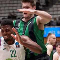 Doble derrota europea para el Unicaja en Badalona