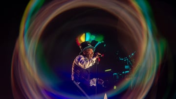 Santi Balmes, en el concierto de Love of Lesbian en el Movistar Arena.