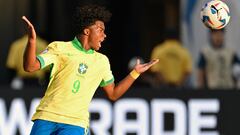 Brazil's forward #09 Endrick gestures as he eyes the ball during the Conmebol 2024 Copa America tournament group D football match between Brazil and Colombia at Levi's Stadium in Santa Clara, California on July 2, 2024. (Photo by Patrick T. Fallon / AFP)