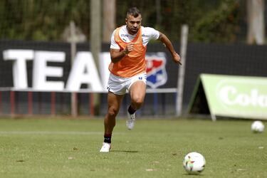 El equipo de Julio Comesaña se sigue preparando para la seguidilla de partidos difíciles que le viene con presencia en el torneo local e intrenacional.