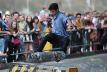 Mediante una exhibición debajo de Southbank Centre de Londres pretenden salvar el skatepark de tiendas y cafés.