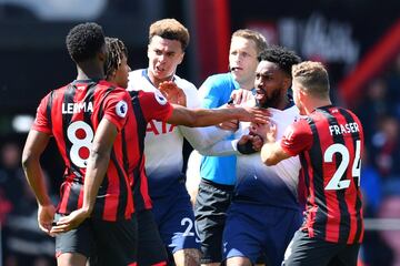 Bornemouth venció 1-0 a Tottenham por la fecha 37 de la Premier League. Jefferson Lerma y Davinson Sánchez fueron titulares y disputaron los 90 minutos. 