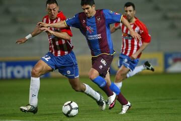 Partido entre el Girona y el Levante en la temporada 09/10