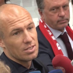 Dardo de Robben al PSG y sus fichajes: "El dinero no marca goles"