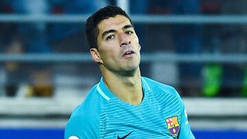 Luis Su&aacute;rez, durante el Eibar - Barcelona.