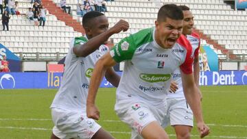 Once Caldas rescata empate en Tunja y sigue líder de la Liga