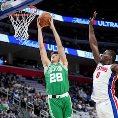 Hugo González, una titularidad histórica con Boston