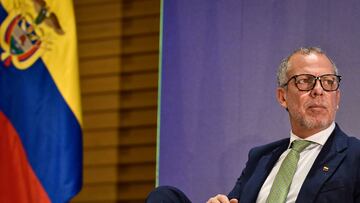 Bogotá. Julio 23 de 2025. En las instalaciones de la Camara de Comercio se llevo a cabo la VII Reunión Ministerial de Energía en el marco de la CELAC, un espacio en el que se desarrollaron paneles sobre energías renovables y eficiencia energética, contó con la presencia del Presidente Gustavo Petro y con la participación de ministros y delegaciones de distintos países. (Colprensa - Cristian Bayona). En la foto: Alfredo Saade.