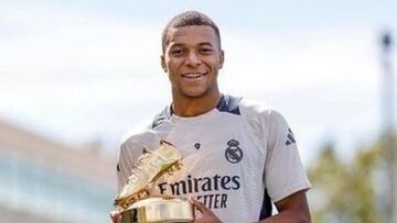 Mbappé, con la Bota de Oro.