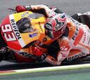 Márquez se lleva la victoria en un precioso duelo con Pedrosa