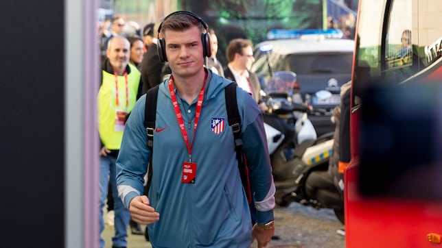 Sorloth, a por su peculiar ‘hat-trick’ en casa del Barça