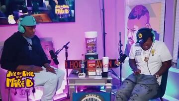 Un rapero se pega un disparo en plena entrevista al intentar enseñar enseñar su pistola