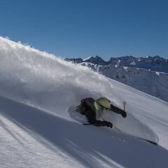 Adrià Millan, Txema Trull y Dorian Densmore presentan 'Mestres'