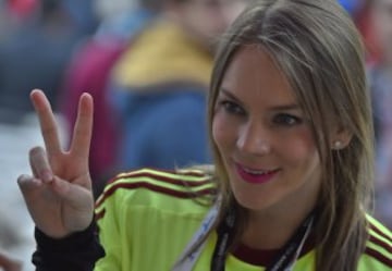 La belleza y los colores tiñeron las gradas en la primera fase de Copa América Chile 2015.