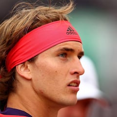 Un Berrettini de dulce echa a Zverev en segunda ronda