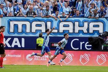 Aprobados y suspensos del Málaga: las lágrimas de Larrubia y Jauregi, a lo Van Basten