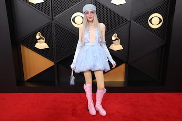 Kara Craig posa en la alfombra roja.