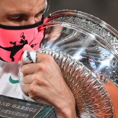 Así es la mascarilla de Rafa Nadal: reutilizable hasta 25 veces y en 10 colores