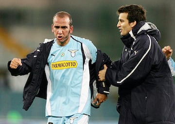 El polémico jugador estuvo en la Lazio en dos etapas durante su carrera profesional. Salió de las categorías inferiores del conjunto italiano hasta que se marchó a la Juventus. Tras pasar por equipos como AC Milan, Celtic FC, West Ham United o Sheffield Wednesday F.C. volvió a la Lazio en 2004.
