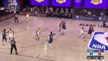 Los Mavericks de Doncic y Curry sorprenden a los Lakers