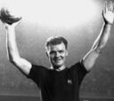 30-A: Kubala se despide del Barcelona homenajeado (1961)