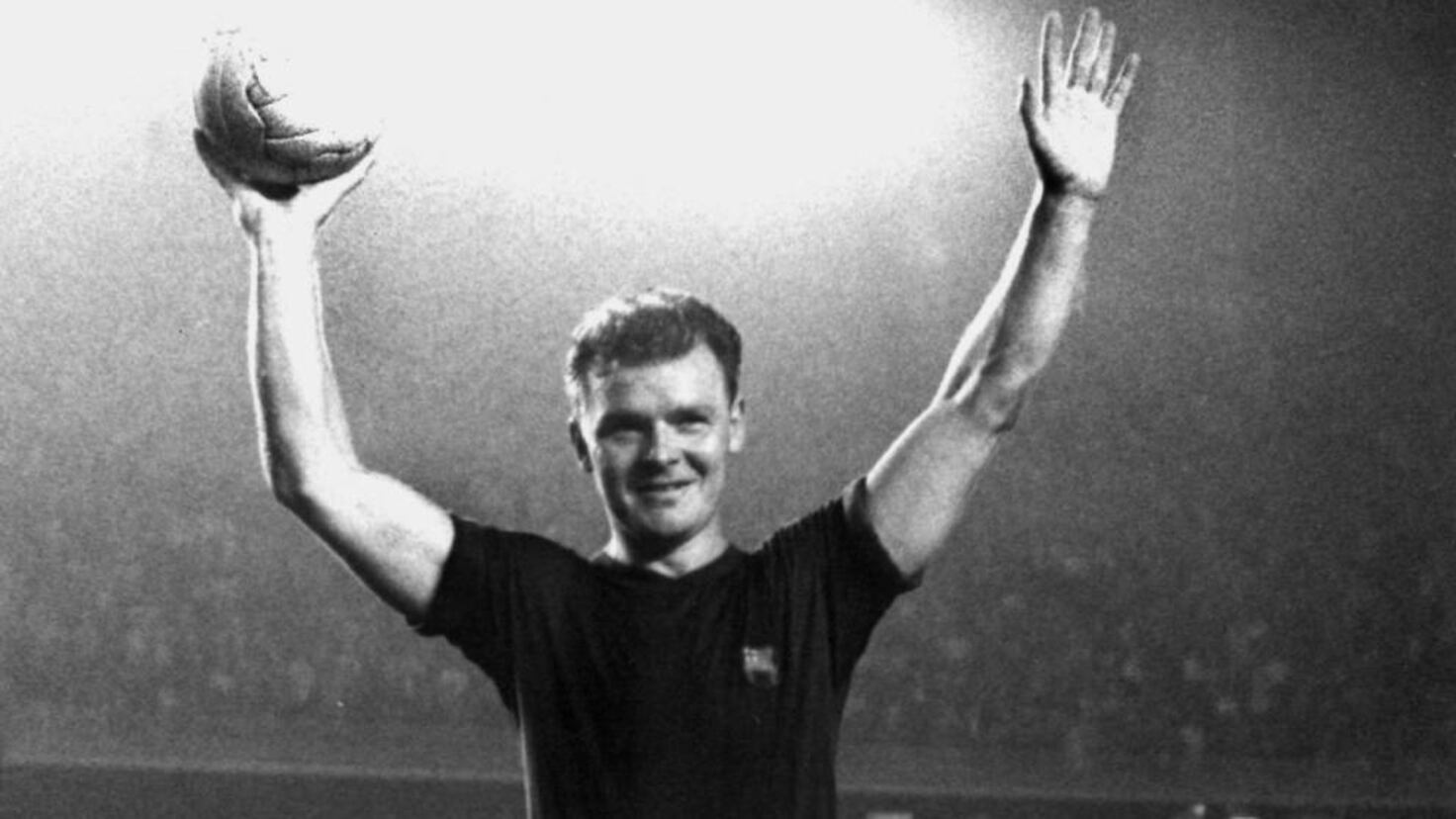Efemérides: 30-A: Kubala se despide del Barcelona homenajeado (1961) 30-A: Kubala se despide del Barcelona homenajeado (1961) - AS.com