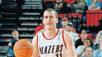 <b>EN PISTA. </b>Sergio volvió a jugar tras cinco partidos en el dique seco.