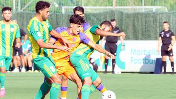 Lobete trata de irse de dos contrarios.