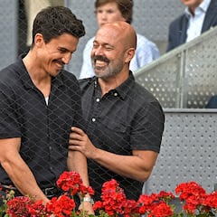 Álex González tiene nueva pareja