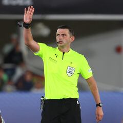 El neerlandés Makkelie dirigirá al Barcelona y el inglés Oliver, al Atlético