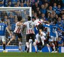 Rangers y PSV empatan en Glasgow y dejan en suspenso su pase a Champions