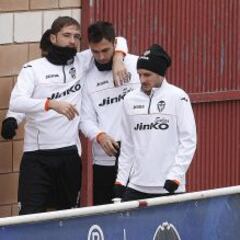 Piatti se lesiona y Keita se estrena en la convocatoria