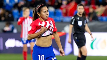 Leicy Santos durante un partido.