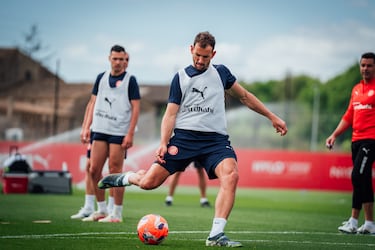 Alineaci¨®n posible del Girona contra el Legan¨¦s en la Liga EA Sports