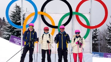17/02/26 JUEGOS OLIMPICOS DE INVIERNO MILAN CORTINA MILANO CORTINA 2026
De izquierda a derecha, Oriol Cardona , Ana Alonso , Ot Ferrer y Maria Costa . SELECCION ESPAÑOLA ESPAÑA ESQUI DE MONTAÑA
Firma: COE
