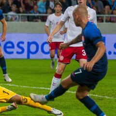 Una Dinamarca amateur hizo lo que pudo ante Eslovaquia