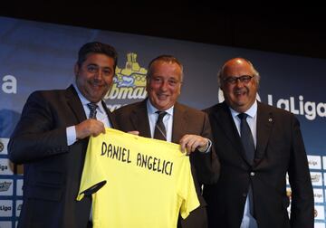 El Presidente del Villarreal Fernando Roig con Angelici.