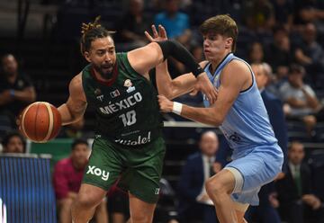 Gabriel Girón, figura de la Selección Mexicana de Basquetbol.