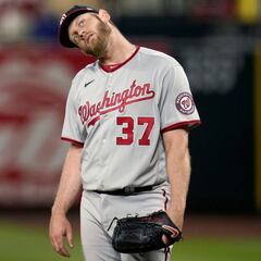 Nationals dan de baja a Stephen Strasburg
