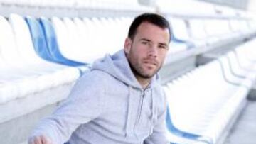 Apoño fue presentado: "Soy un jugador con carácter"