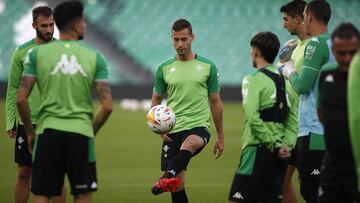 Canales, en el entrenamiento de ayer. 